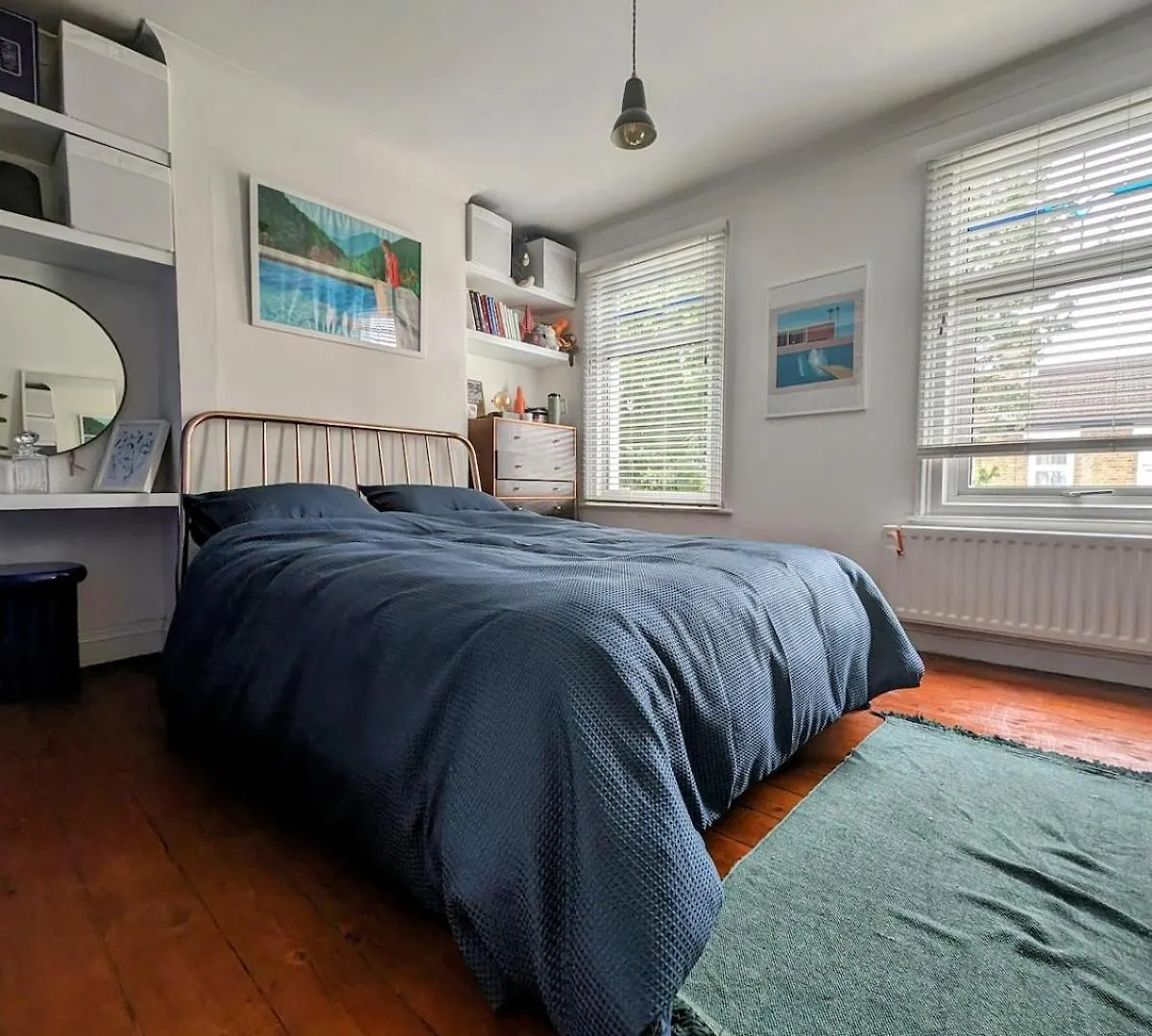 19Th Century Terraced House With Garden Bar Apartment London