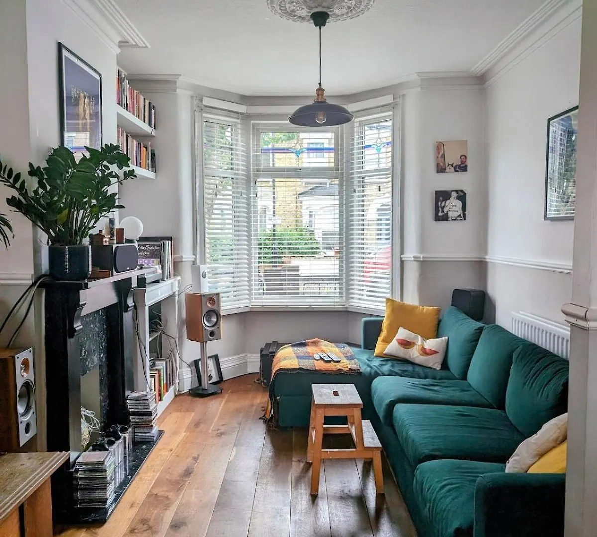 19Th Century Terraced House With Garden Bar contacts